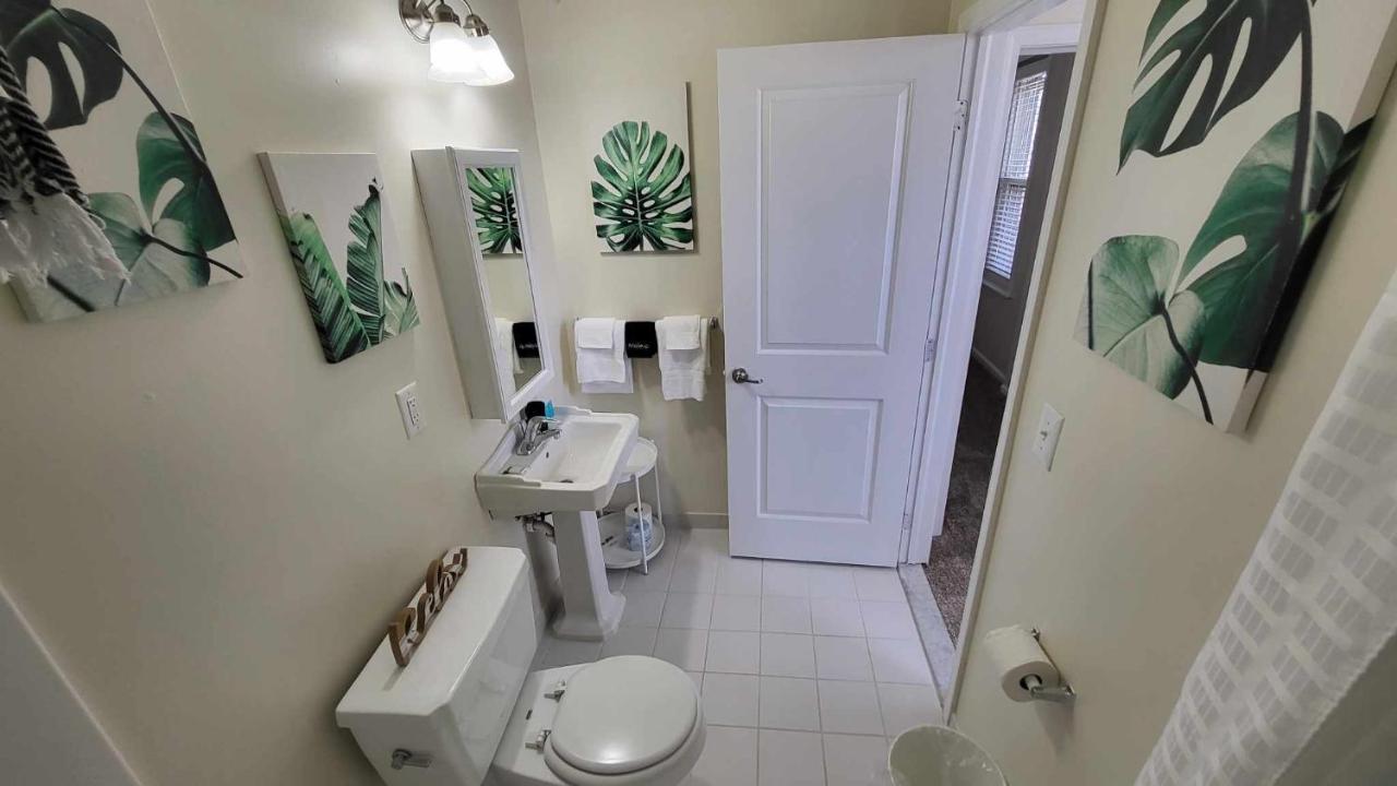 Amazing 1 Bedroom Apt In City Center Детройт Екстериор снимка